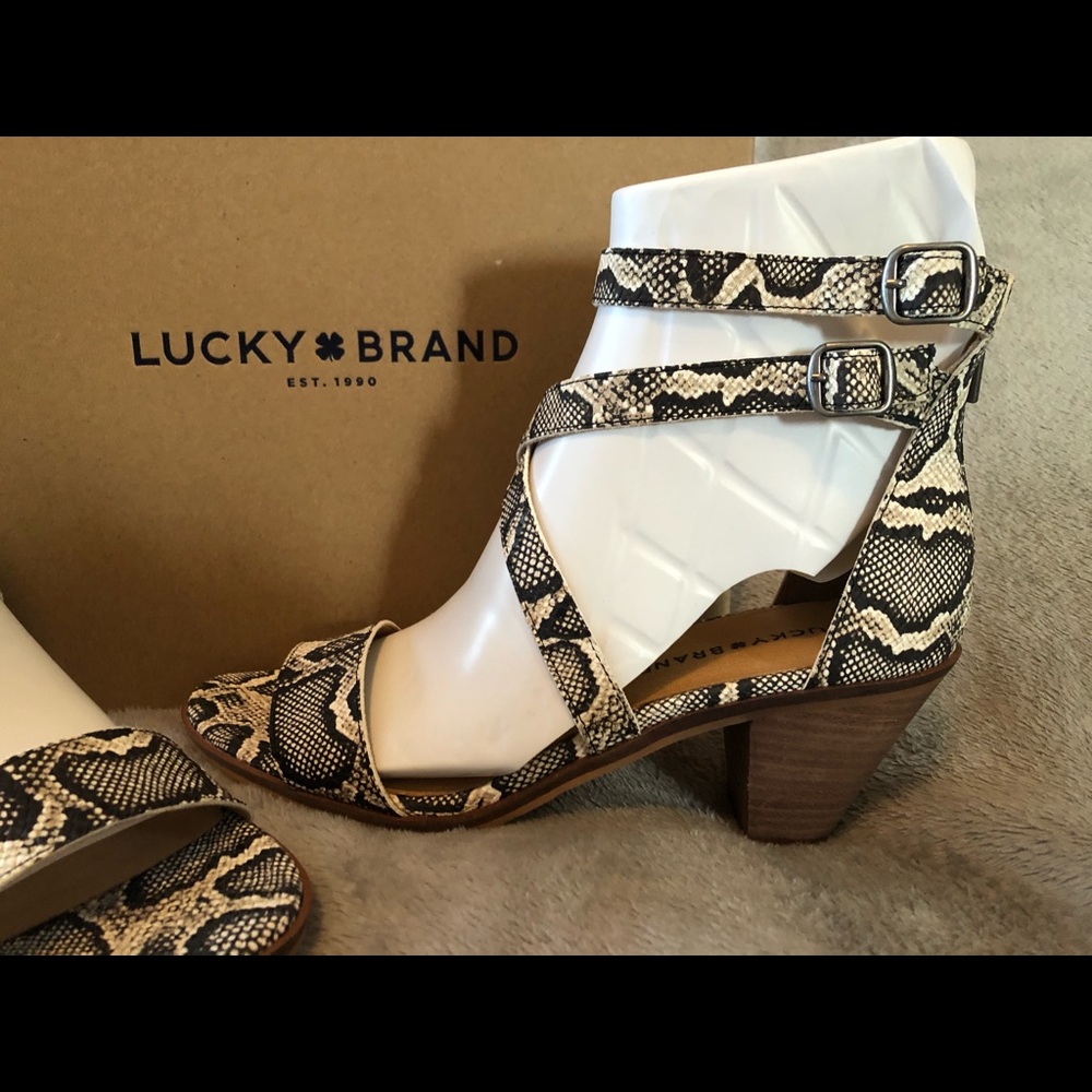 Lucky Brand 🍀 Women’s High Heels - Picture 4 of 12